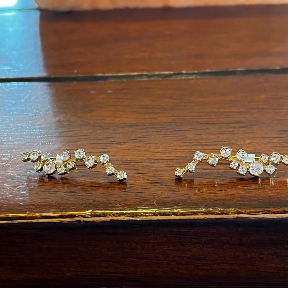 Diamond Ear Climbers (adjustable to fit your ear) - Picture 1 of 2